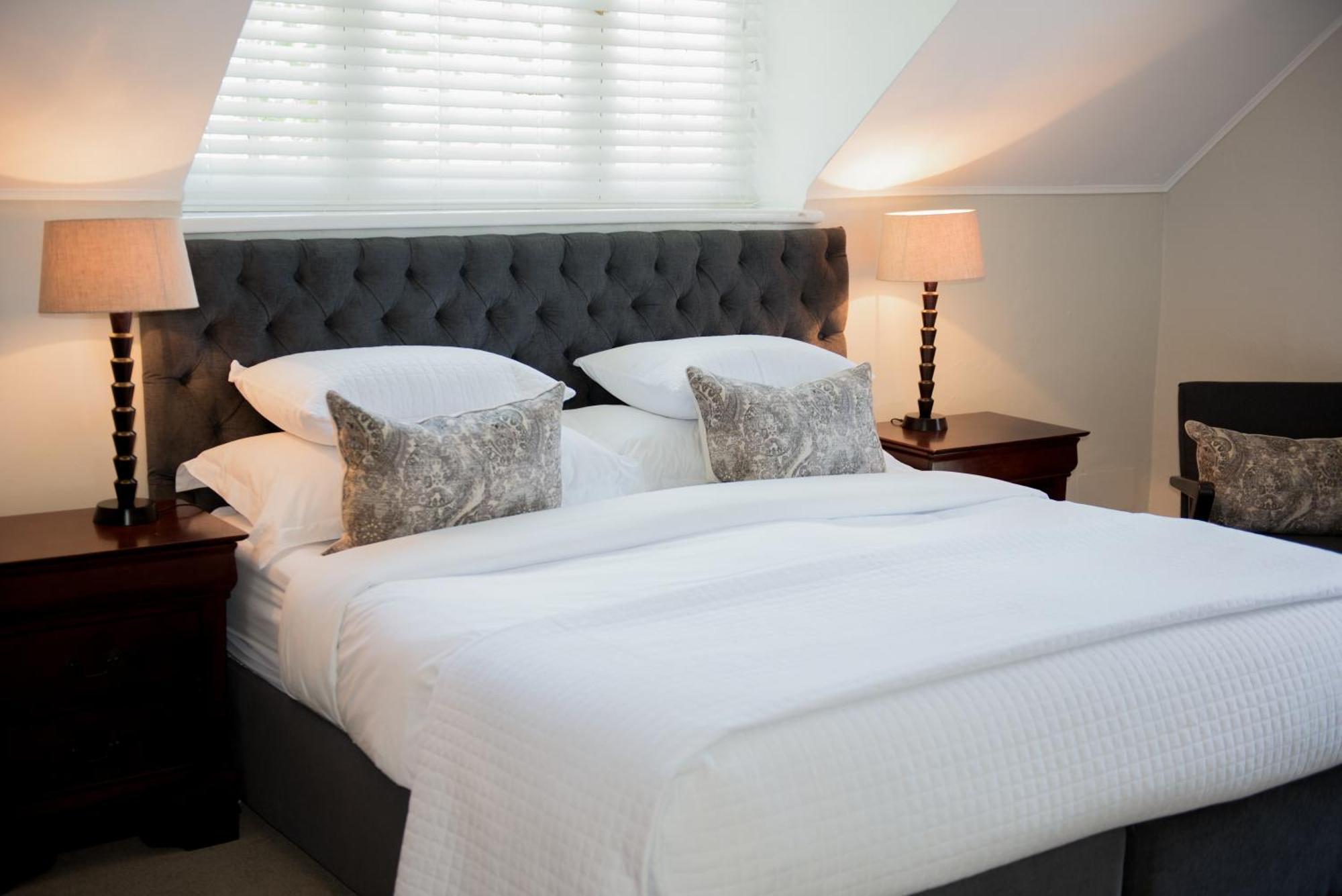 River Manor Boutique Hotel By The Living Journey Collection Stellenbosch Oda fotoğraf